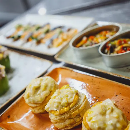 Hotel Barcelo Cervantes 5*