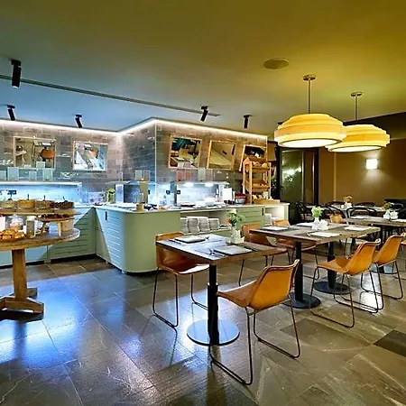 Barcelo Cervantes Hotel 5*