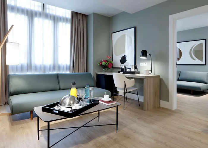 Hotel Barcelo Cervantes 5*