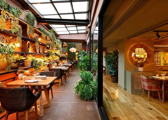 Hotel Barceló Cervantes 5*